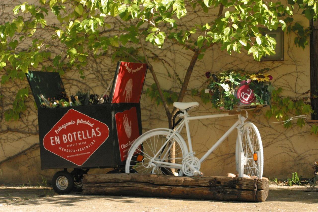 VI L'Art Wine Lodge - Only Adults Piera Екстериор снимка
